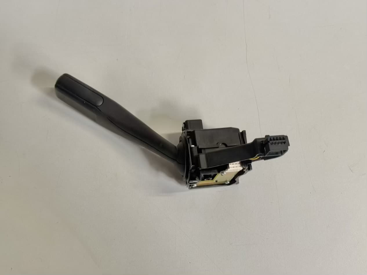 LENKSTOCKSCHALTER BLINKERSCHALTER VW Golf Plus 2009 1K0953513E
