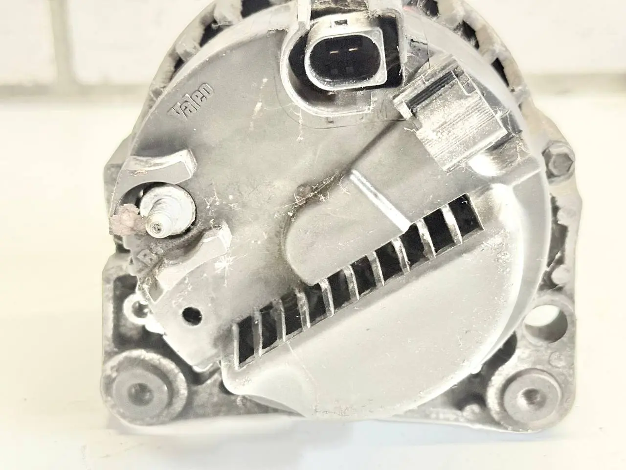 Generator Lichtmaschine Alternator VW Polo 9N1 1,2L 2002 03D903025J