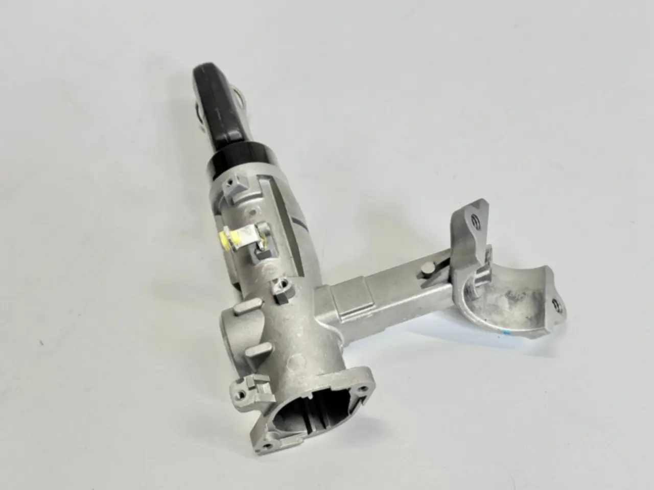 Zuendschloss Zündanlassschalter OPEL GM ANTARA 2007 95919456