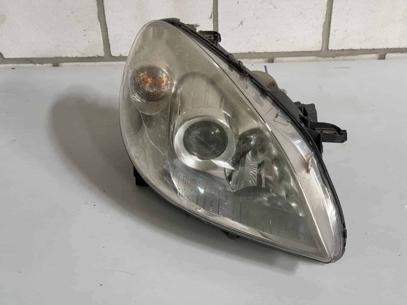 Hauptscheinwerfer Rechts Mercedes Benz BKlasse W245 B 170 2005