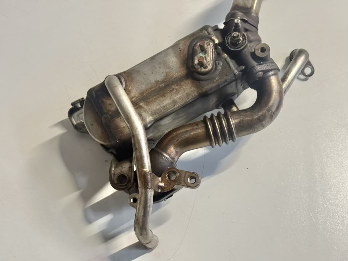 Abgaskühler Diesel AGR Kühler 1.7 CDTI OPEL ASTRA-J 2011 98073074, Y822310006