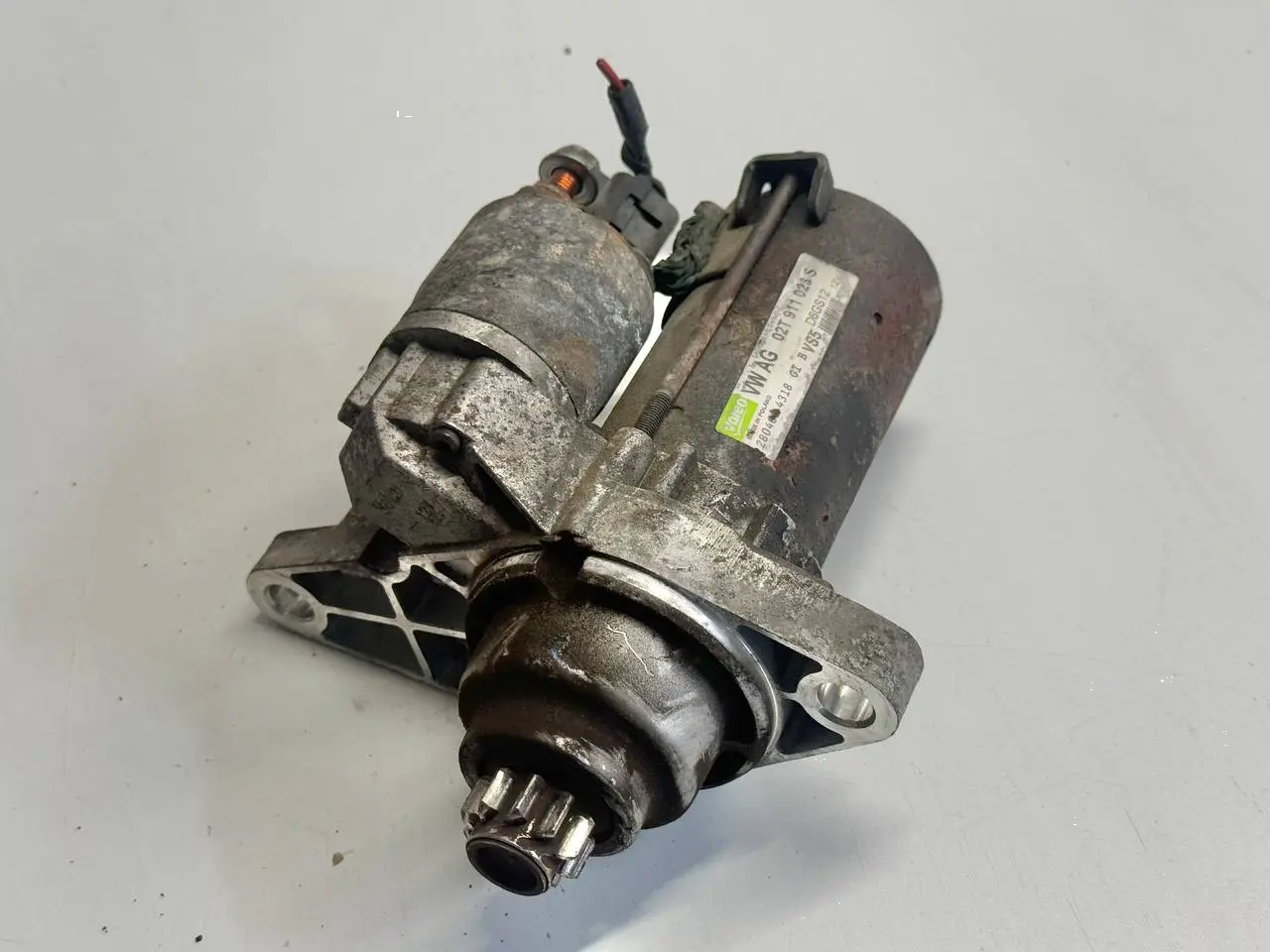 Anlasser Startermotor für Golf5 1K1 VW Golf Plus 2005 5M1 1,6 FSI 02T911023S