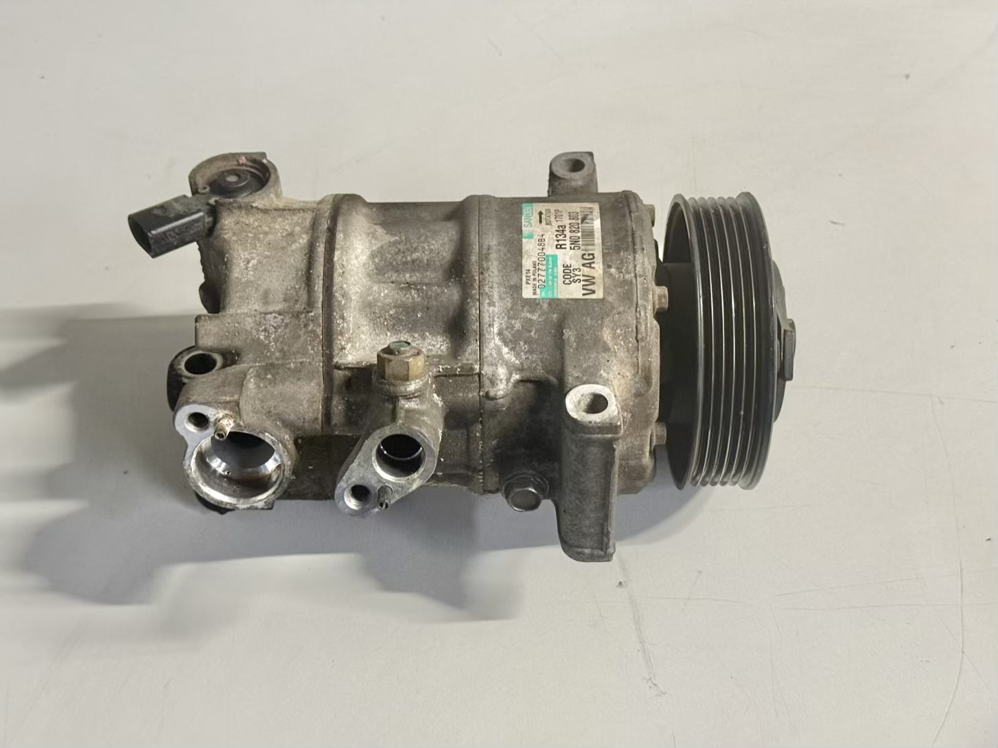 Klimakompressor Klimaanlage 2.0 TDI Passat 3C 2008 5N0820803