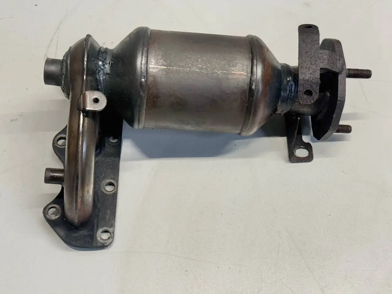 Auspuffkrümmer Katalysator Krümmer Kat VW Polo 9N1 1,2L 2002 03E253020, BM91535H