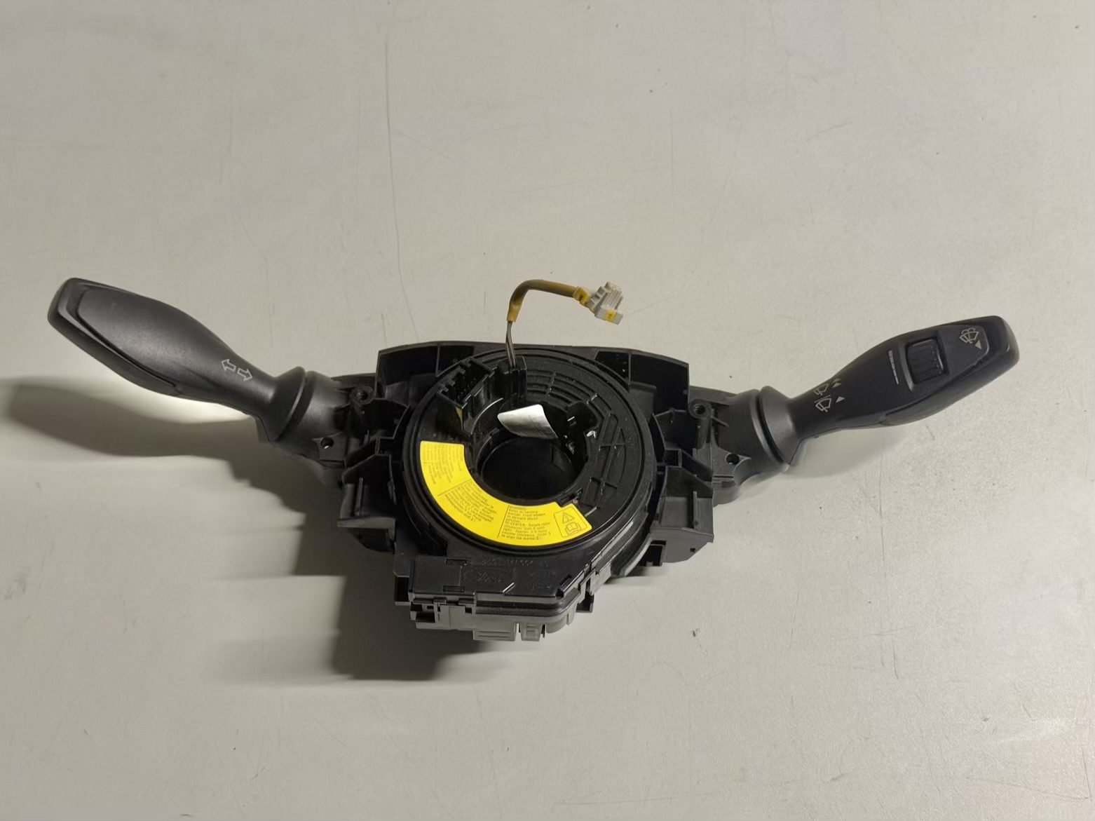 Airbag Schleifring Lenkstockschalter FORD Fiesta 1.4L 2008 8A6T13N064AG