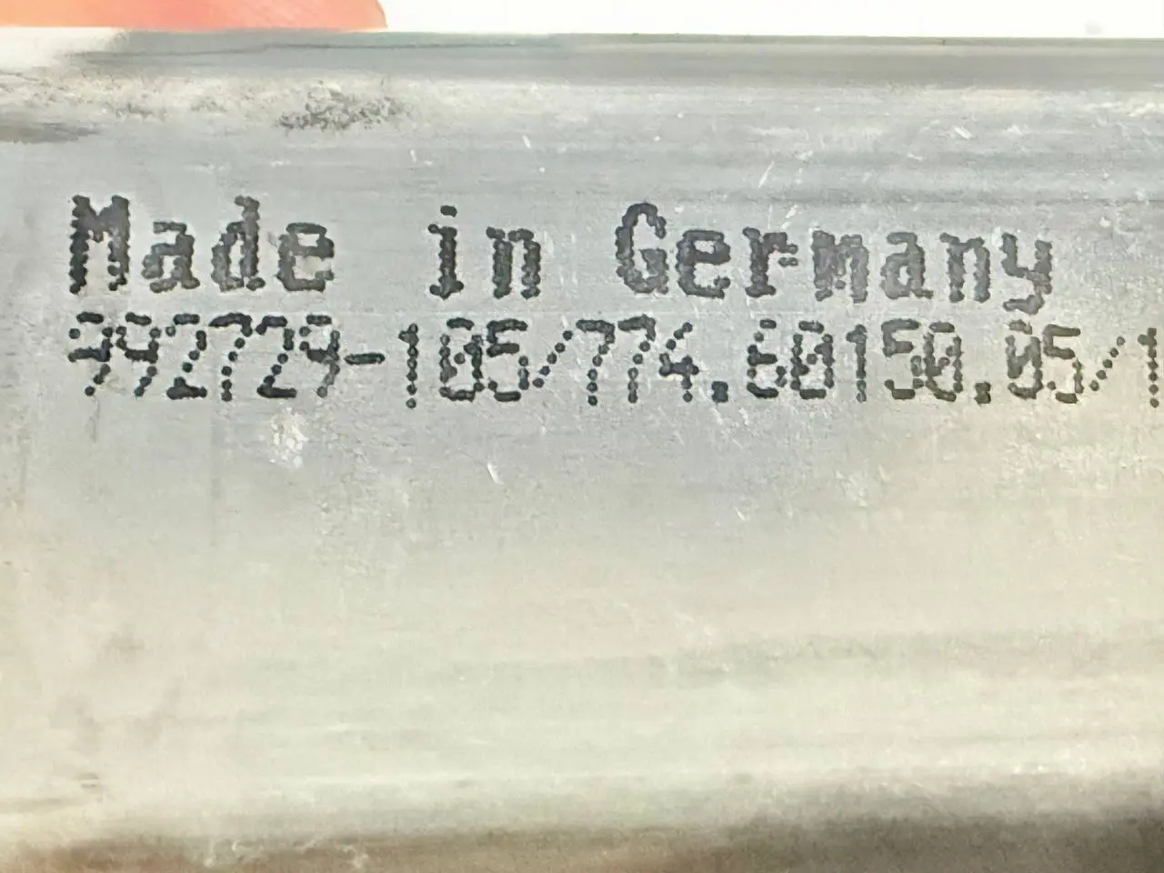Fensterhebermotor vorn links Passat 3C VW Passat 3C Kombi 2008 1K0959793L