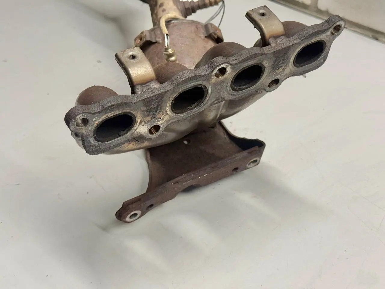 Katalysator Abgaskrümmer Cat Ford Fiesta 1.25L 2010 9V2145G23243A