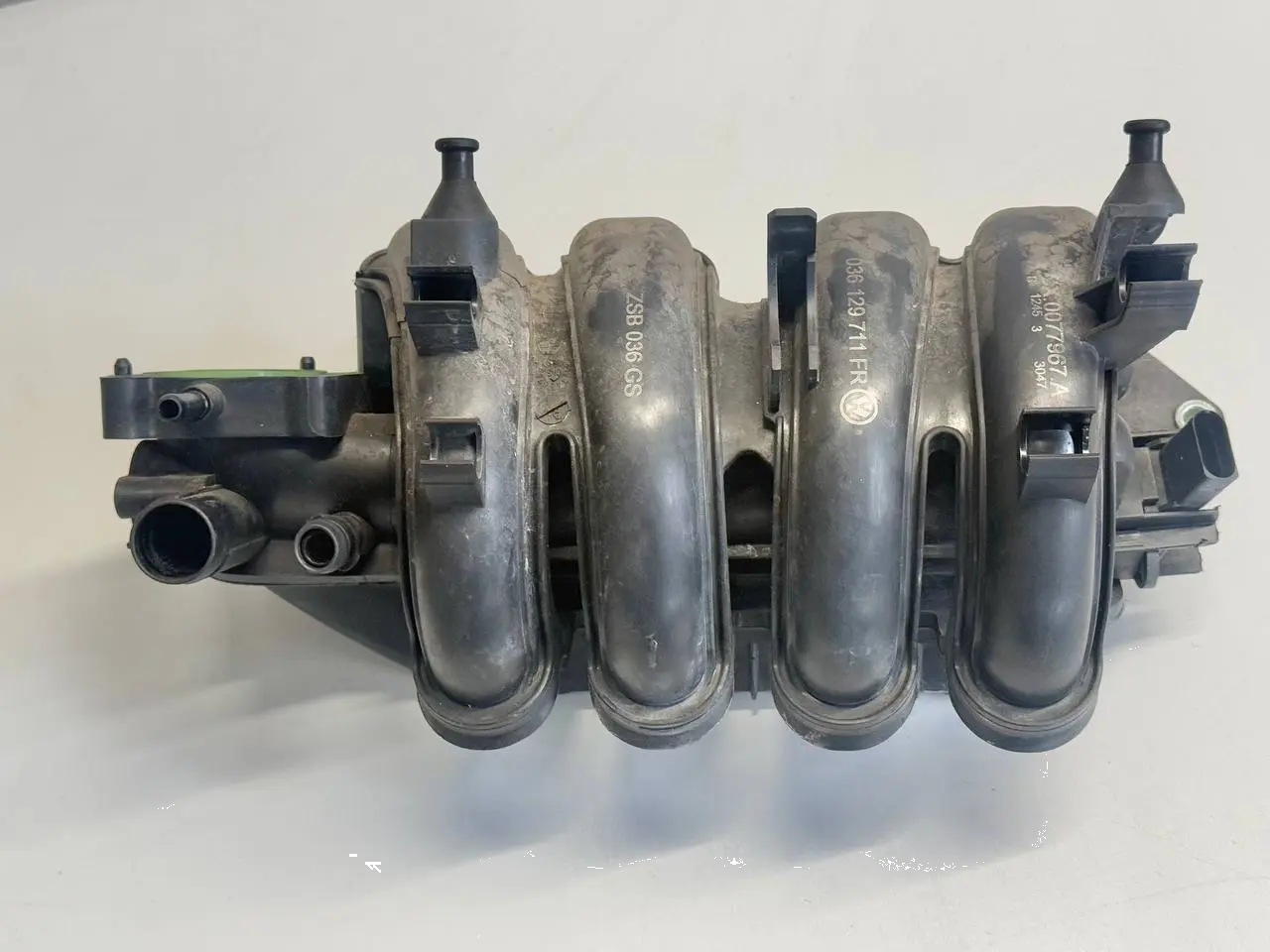 Ansaugkrümmer Ansaugbrücke für Golf5 1K1 1.4L VW Golf5 1K1 1.4L 036129711FR