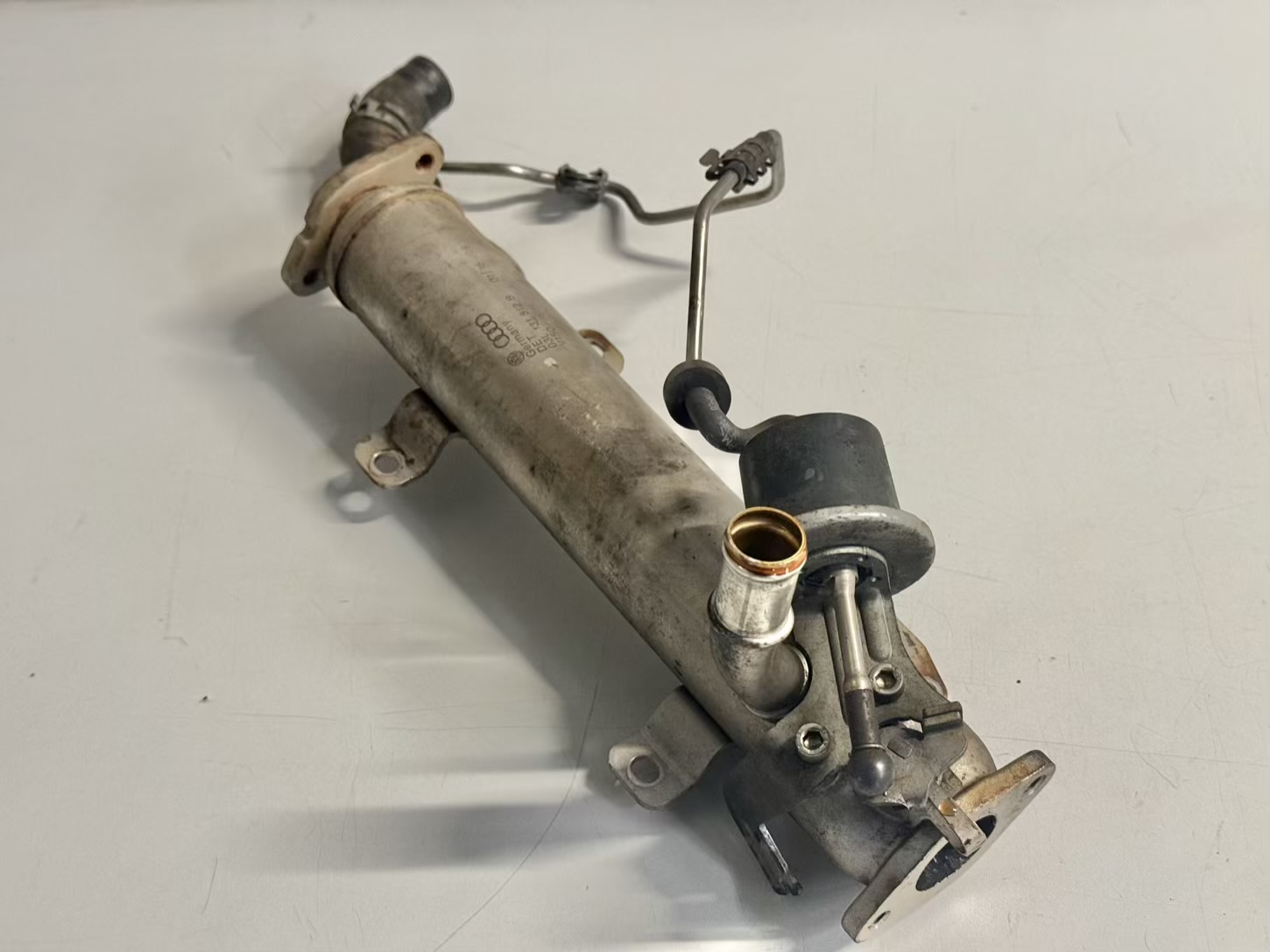 Abgaskühler AGR Kühler 2.0 TDI Passat 3C 2008 03L131512B, 03L131512