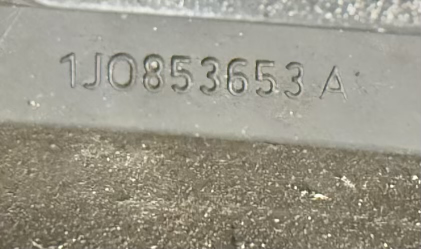 Kühlergrill Frontgrill Grill vorne Golf 4 1,4 1J1 1998 1J0853651G FC:LC4V