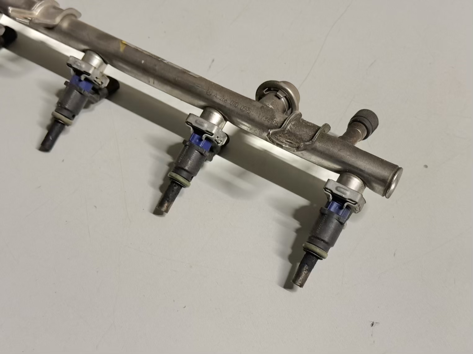 Kraftstoffleiste Einspritzdüsen BKlasse W245 B170 2005 A2660700395