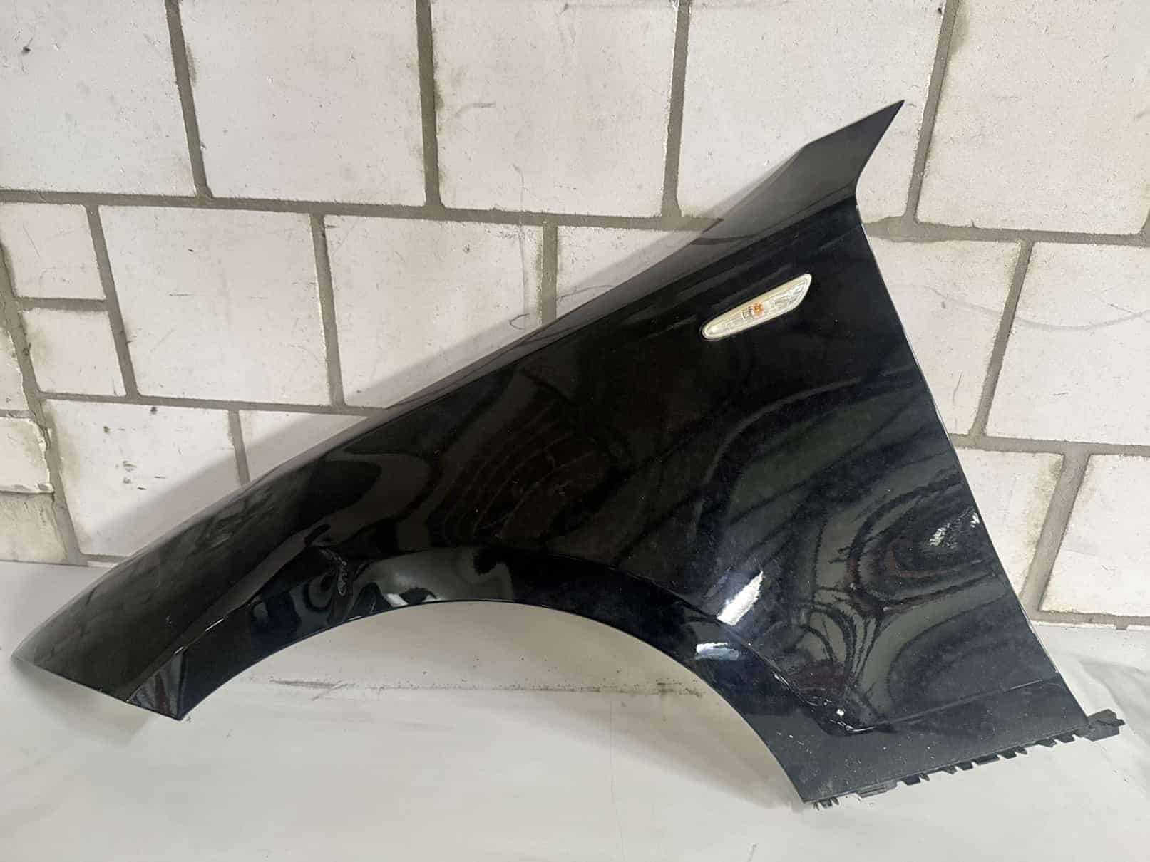 Kotflügel vorne Links BMW 116i E81 2011
