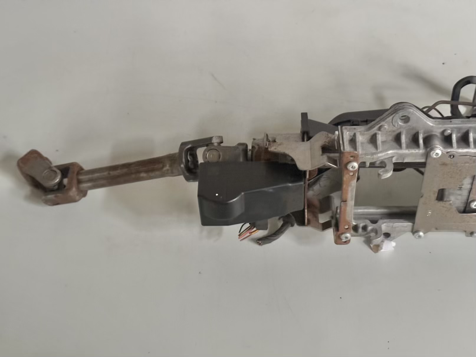 Lenksäule komplett mit Kreuzgelenk VW Passat 3C Kombi 2008 3C1419501N