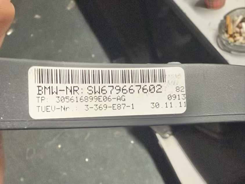 Lenkrad BMW 116i E81 E87 2011 3057364, 3051626