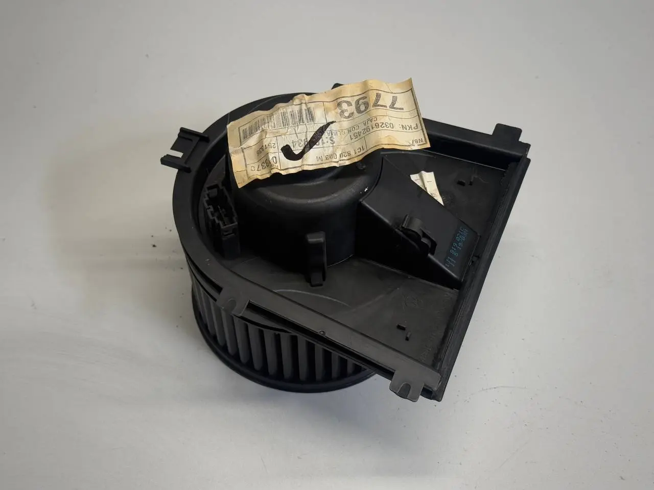 Gebläsemotor Heizungslüfter Innenraumlüftung VW New Beetle 1C1 1.4 2004 1J1819021