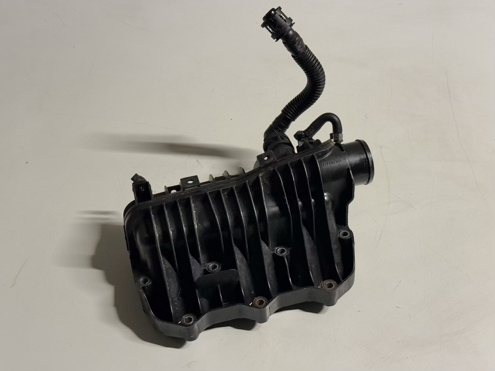 Ansaugkrümmer Ansaugbrücke Ford C-Max 2014 1.0 EcoBoost 1047092S01