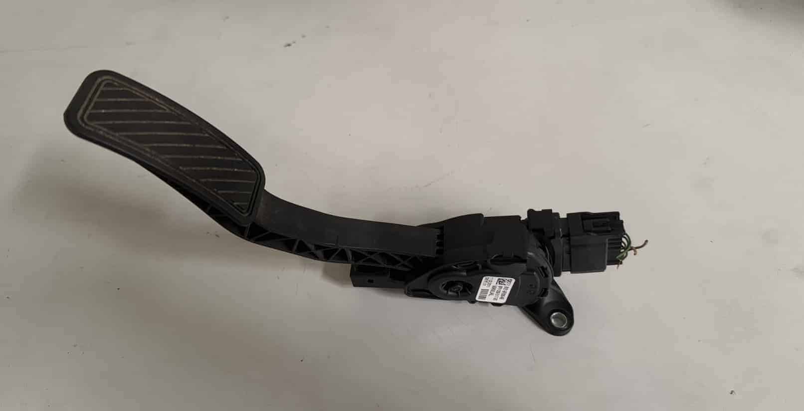 Gaspedal Ford Fiesta 1.25L 2010