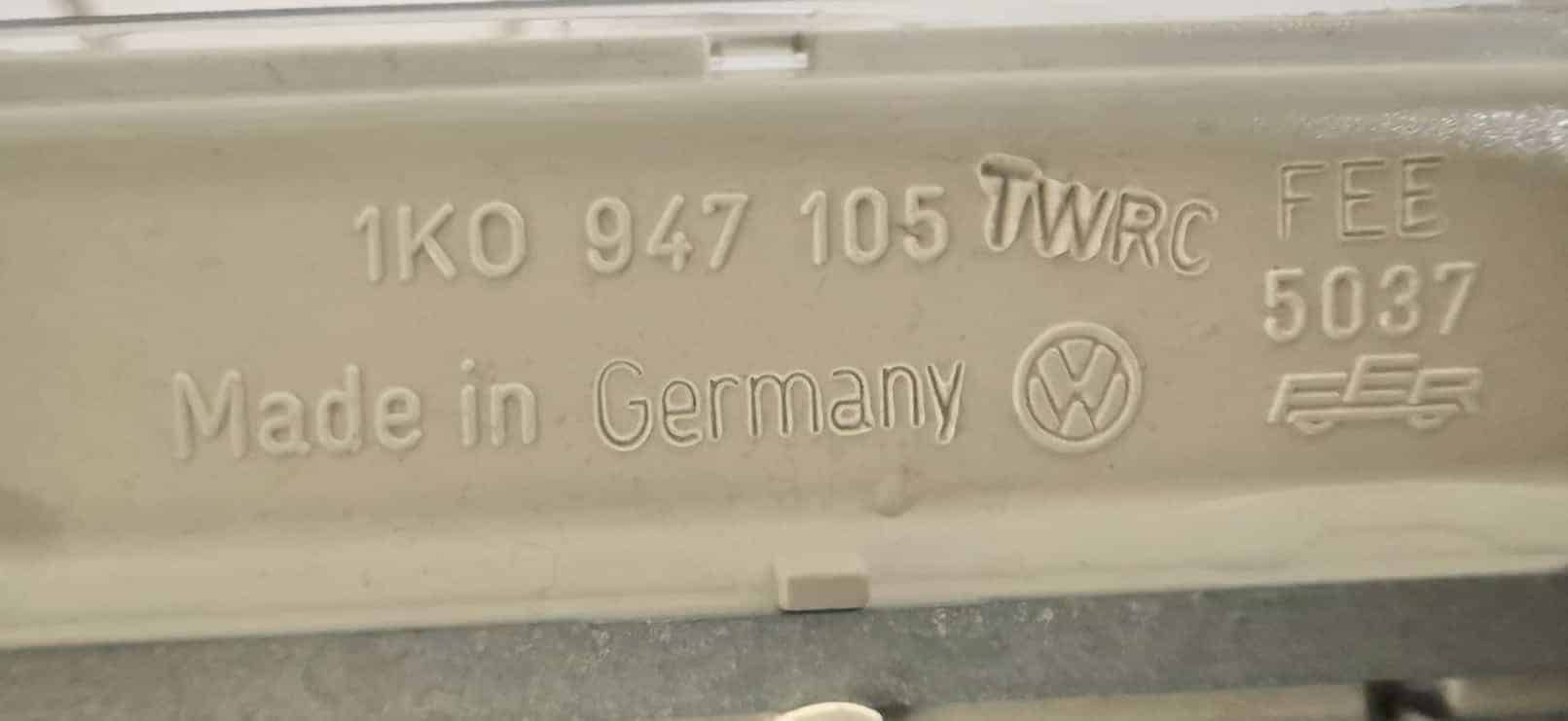 Innenraumbeleuchtung Deckenlampe VW Golf Plus 2009 1K0947105