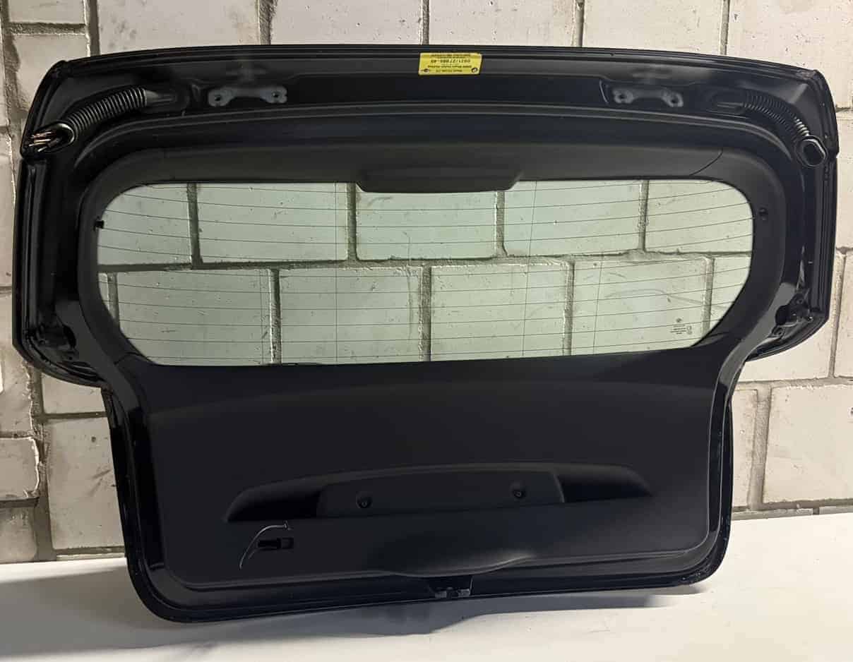 Heckklappe Kofferraumdeckel Komplett BMW 116i E81 2011