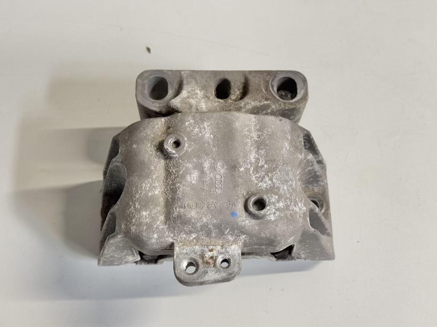 Motorlager Halter Lagerung Motor rechts Golf 4 1,4 1J1 1998 1J0199262