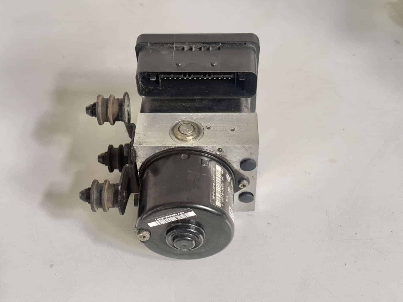 ABS hydr. block Steuergerät VW Golf5 1K1 1.4L