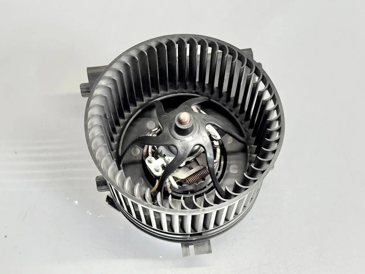 Heizungsgeblaese Geblaesemotor Lueftermotor Golf 4 1,4 1J1 1998 1J1819021