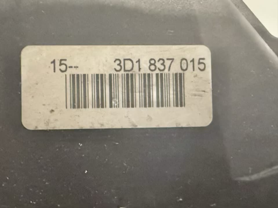 Türschloss Türverriegelung Links Vorne VW Golf5 1K1 1.4L 3D1837015