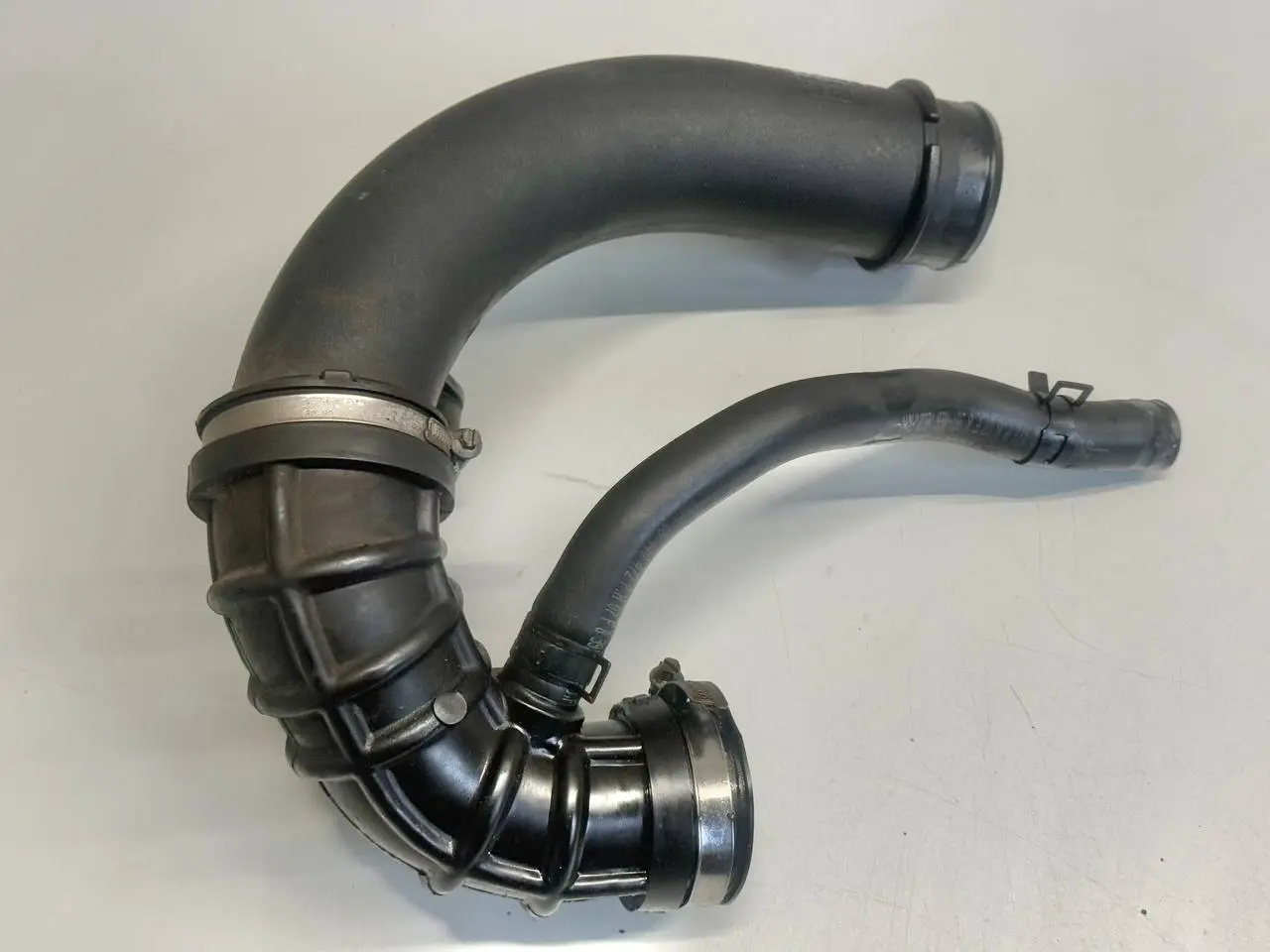 Ladeluftrohr Turboschlauch Ansaugschlauch für GM OPEL GM ANTARA 2007 96628984