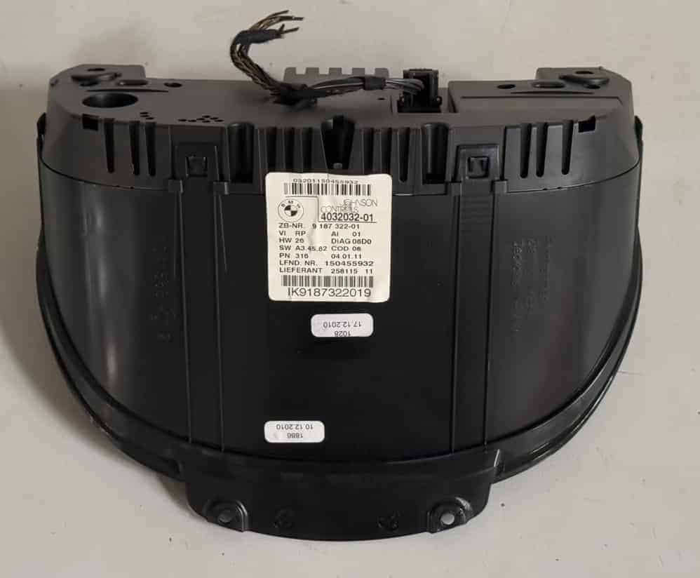 Tacho Kombiinstrument BMW 116i E81 E87 2011