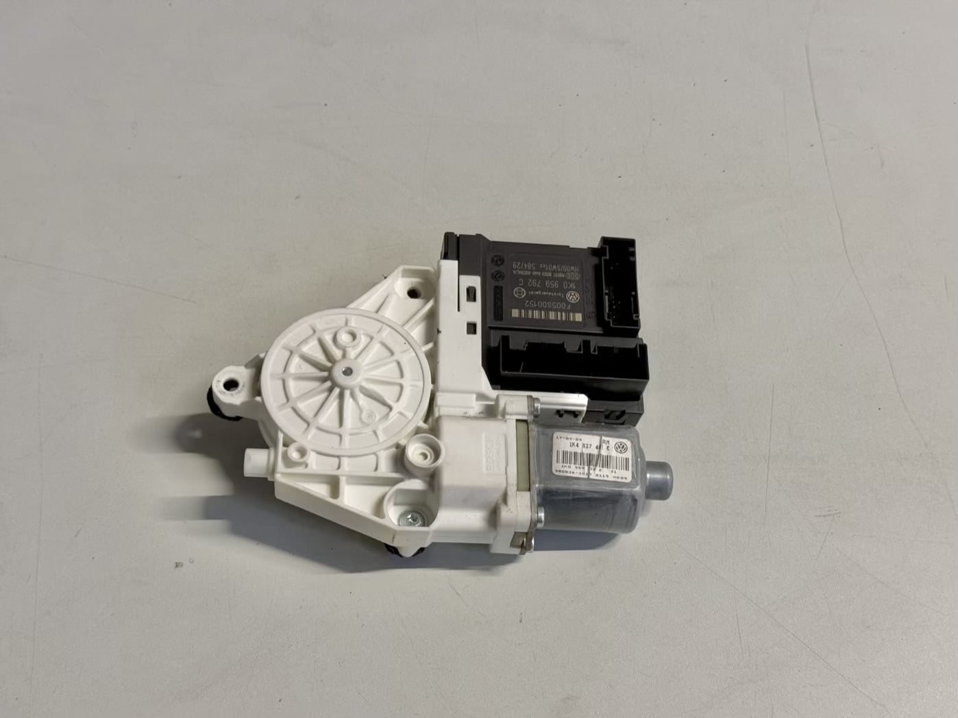 Fensterheber Rechts Vorn mit Steuergerät VW Golf5 1K1 1.4L 1K0959792C 1K4837402E