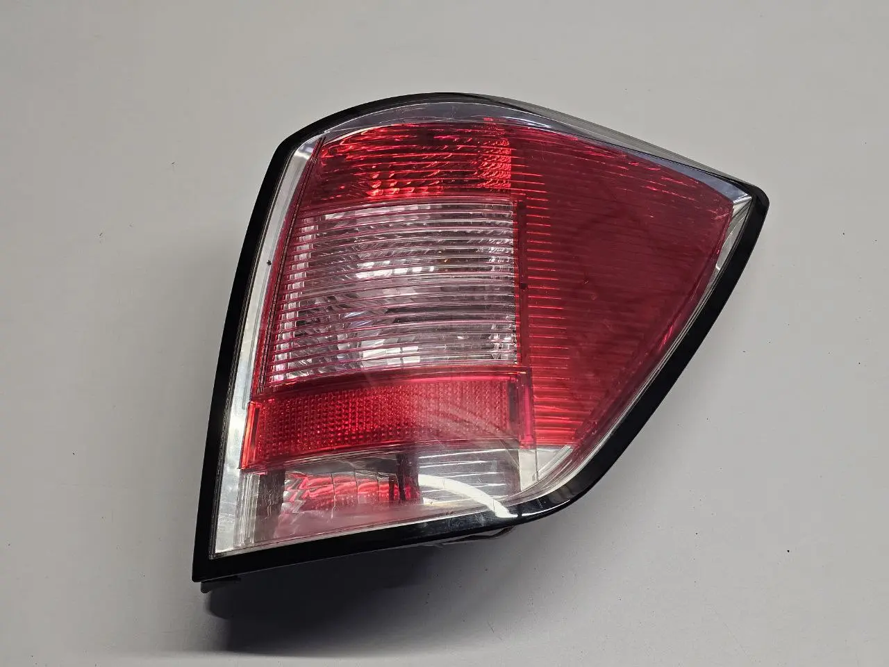 Heckleuchte Rücklicht Rechts Opel ASTRA-H 1.6 DOHC 2007 24451840, 13223674