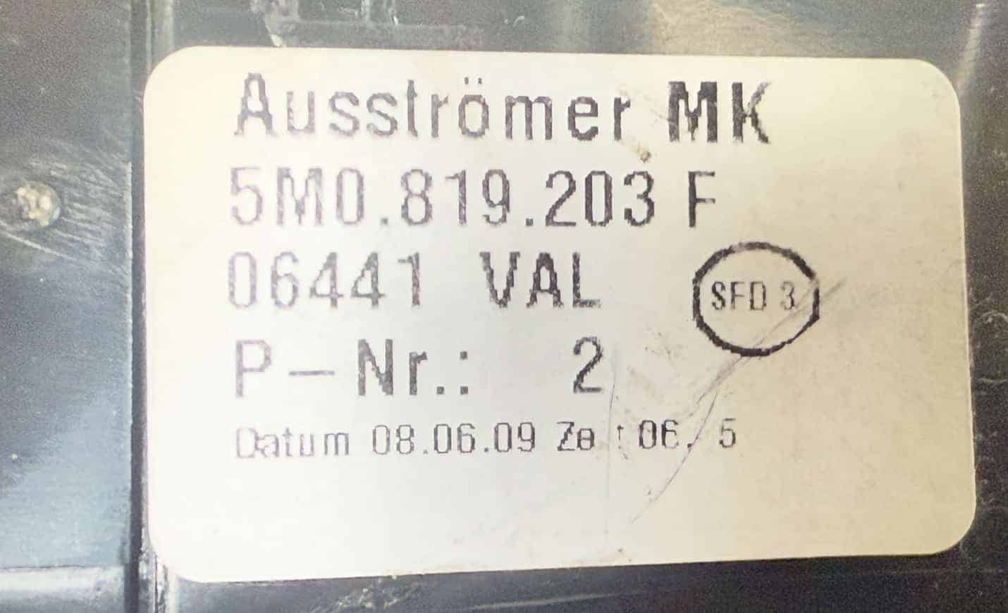 Innenausstattung Mittelkonsole hinten Braun VW Golf Plus 2009 5M0863289