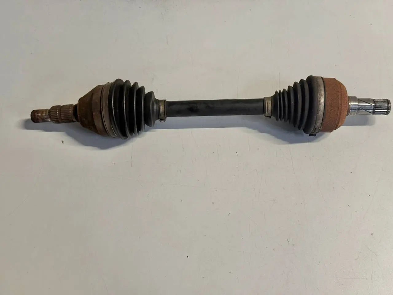 Antriebswelle vorne links Schalter Diesel 1.7 CDTI OPEL ASTRA-J 2011 13250834
