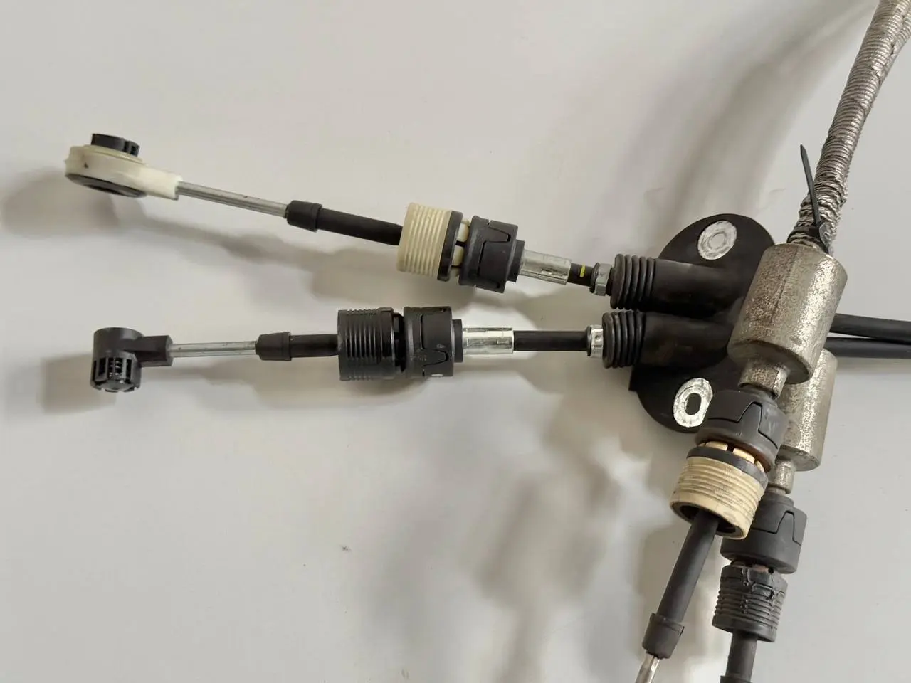 Seilzug Schaltgetriebe Schaltseil FORD Mondeo CA2 2.0L TDCi 2008 7G9R7E395KD
