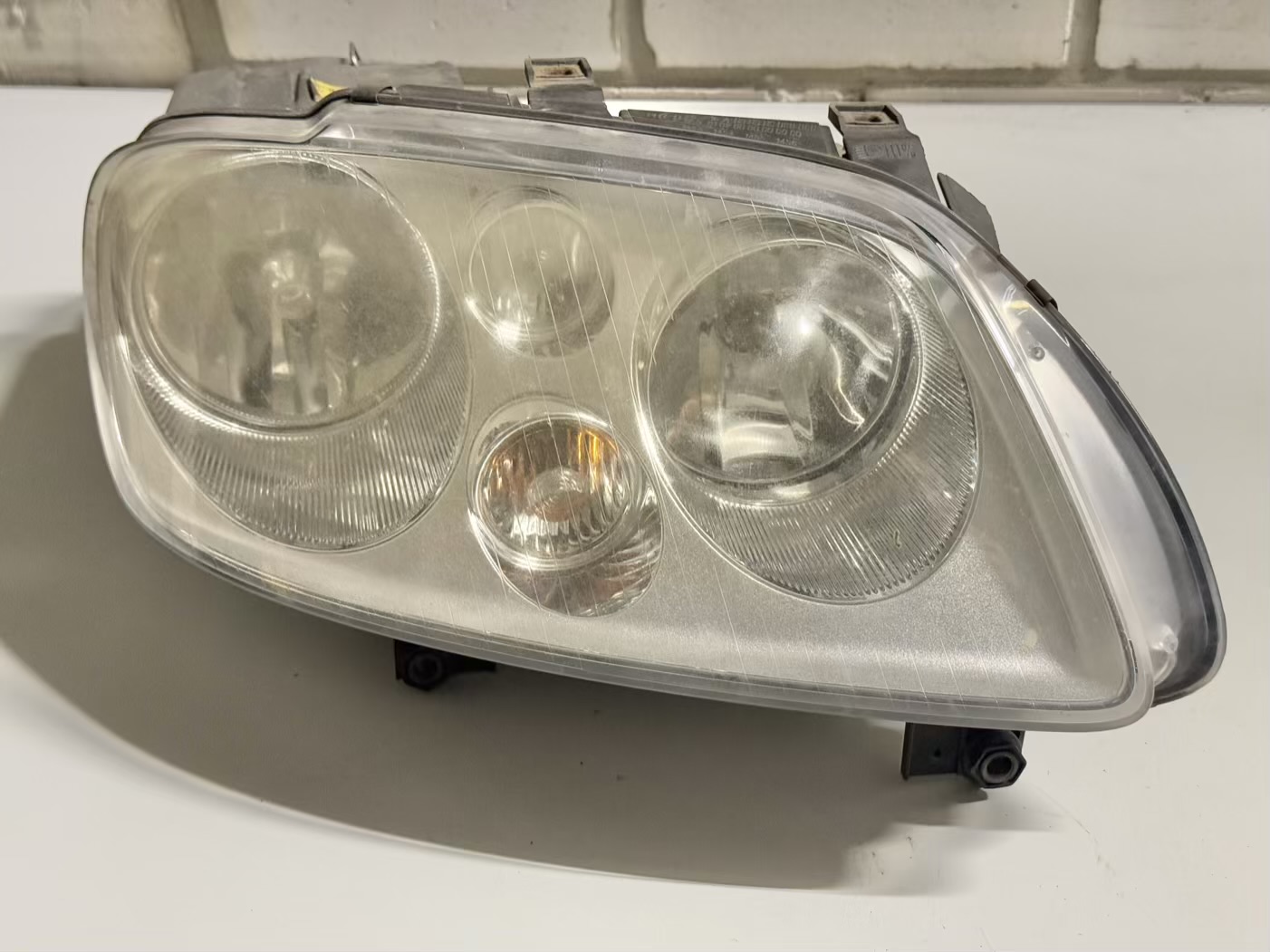 Scheinwerfer Frontscheinwerfer Rechts VW Touran 1.6 FSI Trend 1T1 2003 1T0941006
