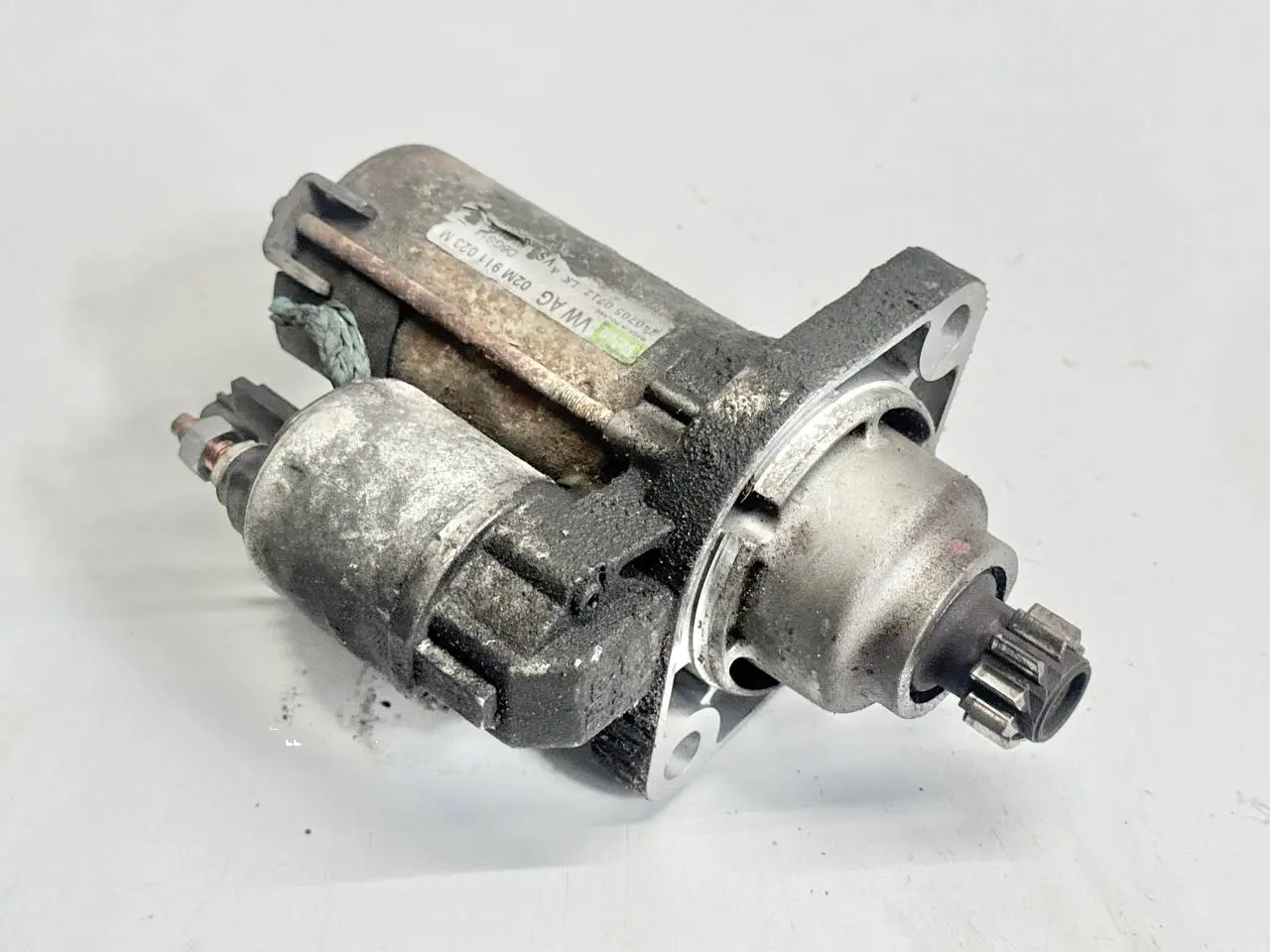 Starteranlasser Startmotor fuer Passat 3C Golf VW Passat 3C 2.0l FSI 02M911023M