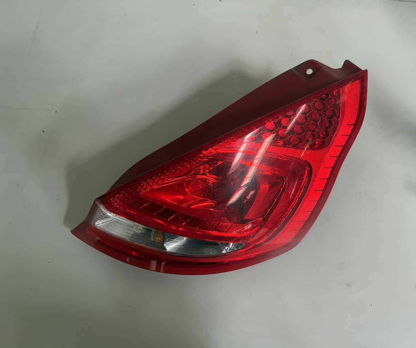 RECHTS RÜCKLICHT Rückleuchte Ford Fiesta 1.25L 2010