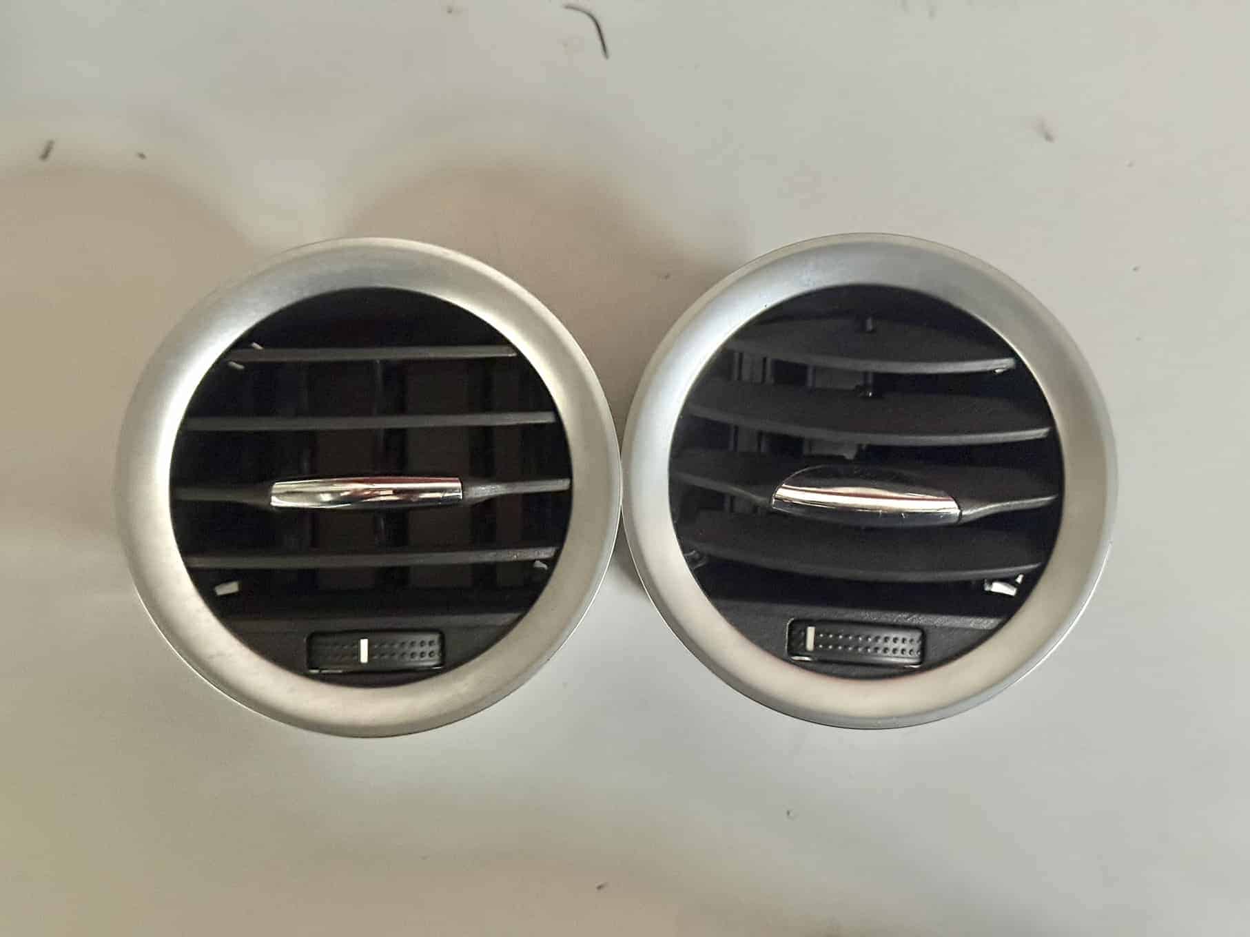 2x Luftdüse Opel Corsa D