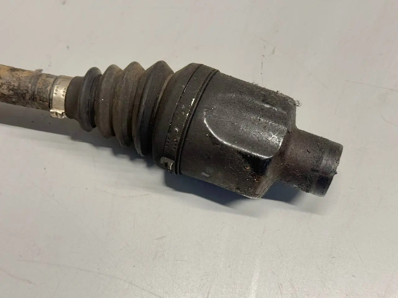 Antriebswelle vorne rechts Opel GM ANTARA 96624724