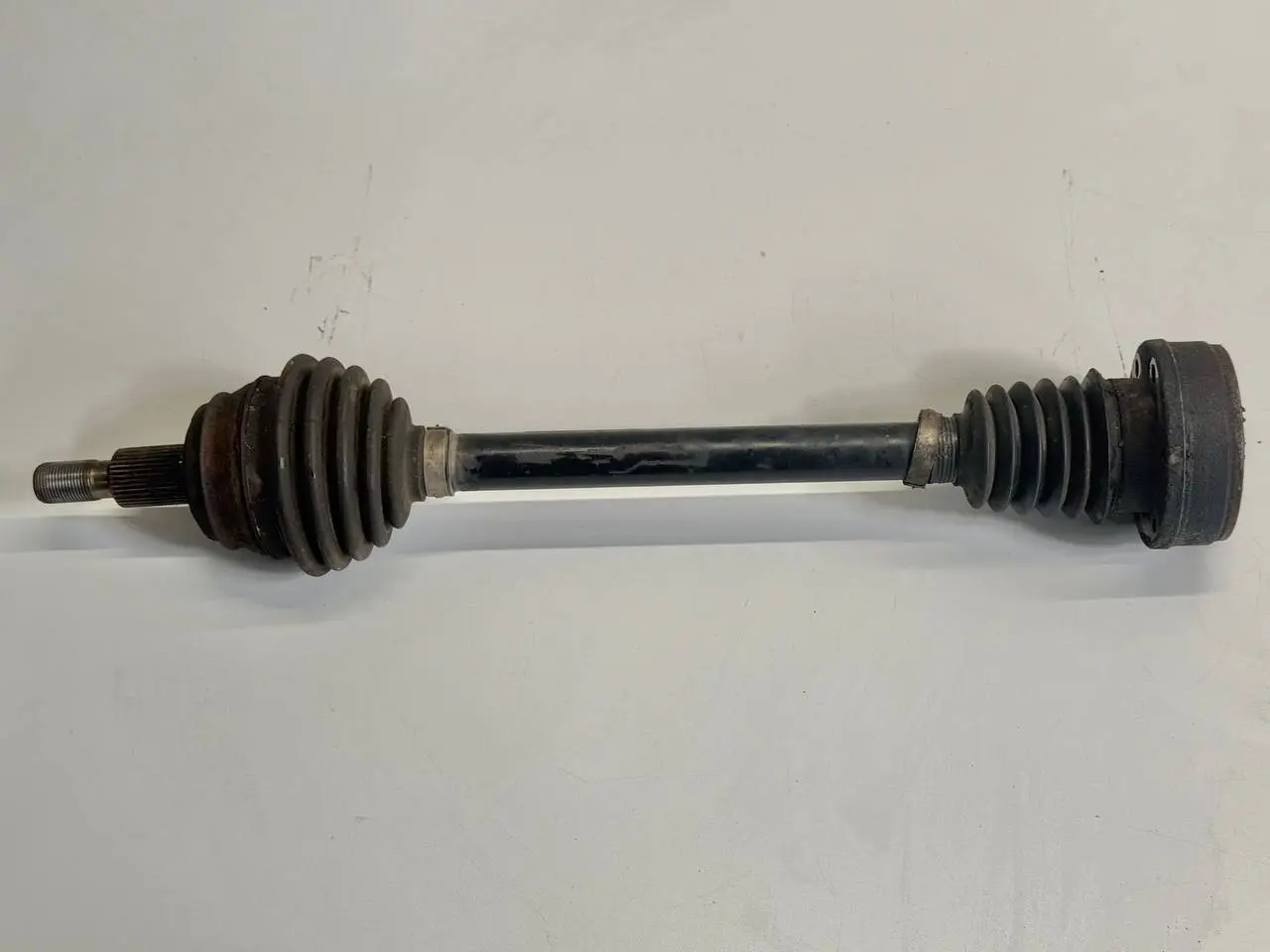 Antriebswelle Gelenkwelle links kurz Golf 4 1,4 1J1 1998 1J0407271AL