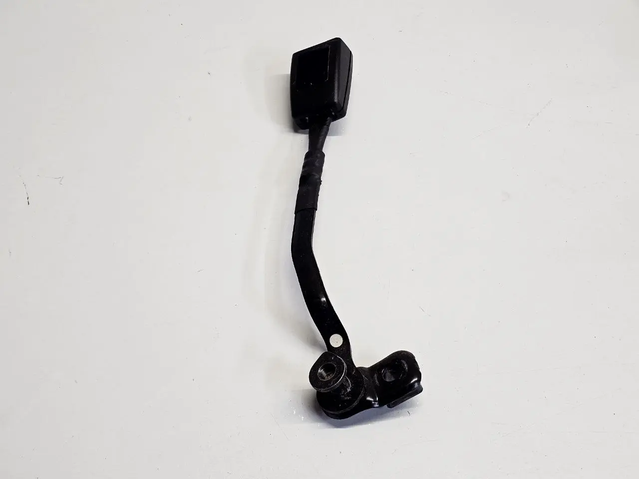 Gurtschloss vorne Links Fahrerseite VW New Beetle 1C1 1.4 2004 1Y0857755