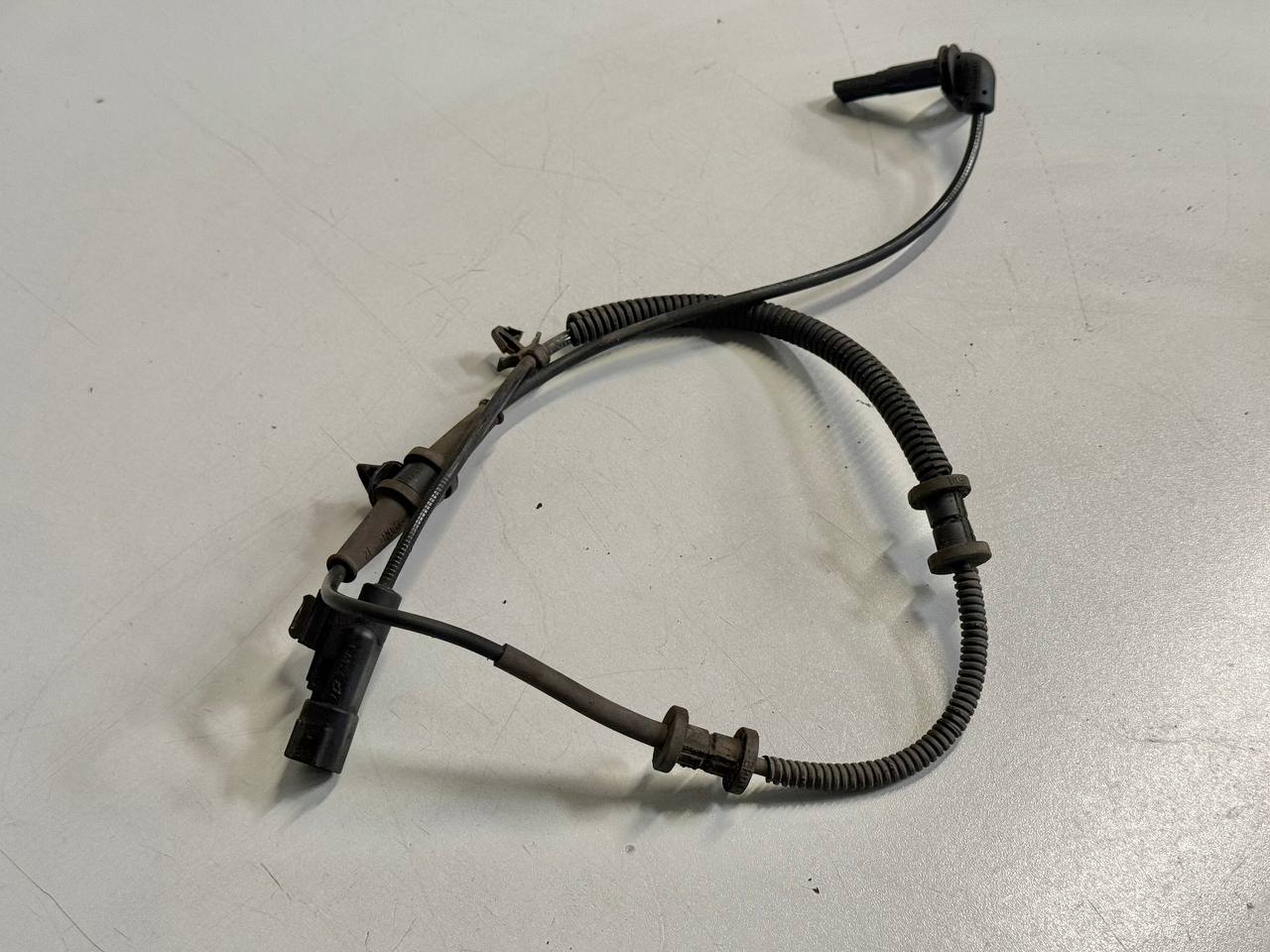 Drehzahlfühler Drehzahlsensor 1.7 CDTI OPEL ASTRA-J 2011 13329258