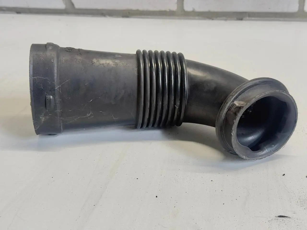 Ansaugrohr Luftrohr Saugleiter Mercedes Benz Vito W639 111 2009 A6395280108
