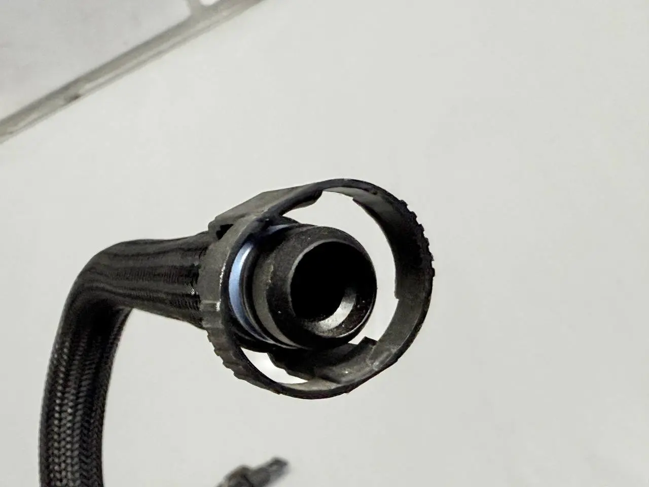 Unterdruckleitung Vakuumpumpe BMW 116i E81 E87 2009 11667599961