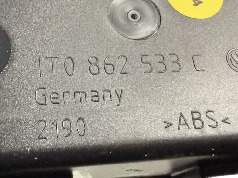 Becherhalter Cupholder Getränkehalter hinten VW Touran 1T1 2003 1T0862533C