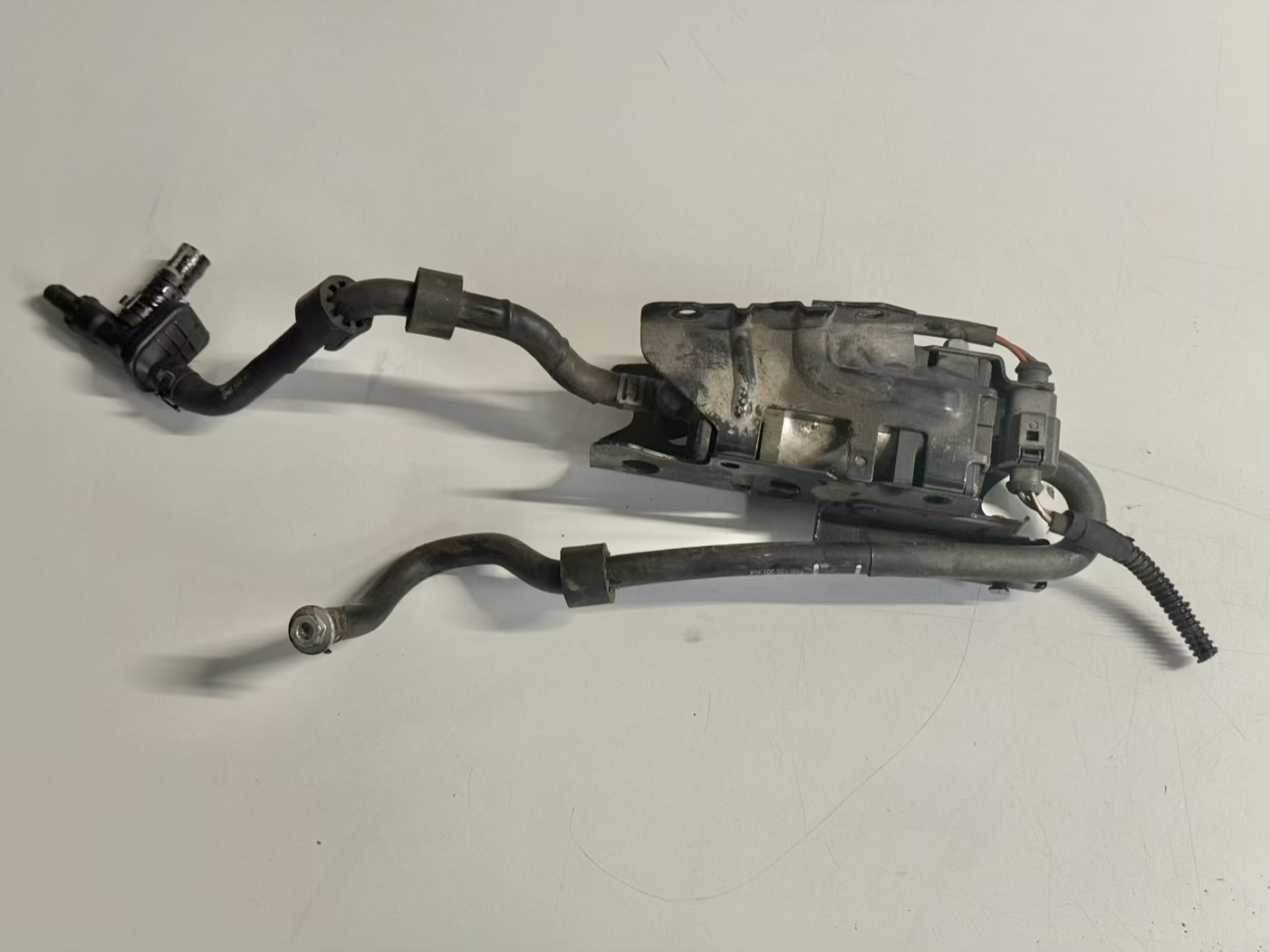 Kraftstoffpumpe Dieselpumpe Zusatzpumpe 2.0 TDI Passat 3C 2008 1K0906089A