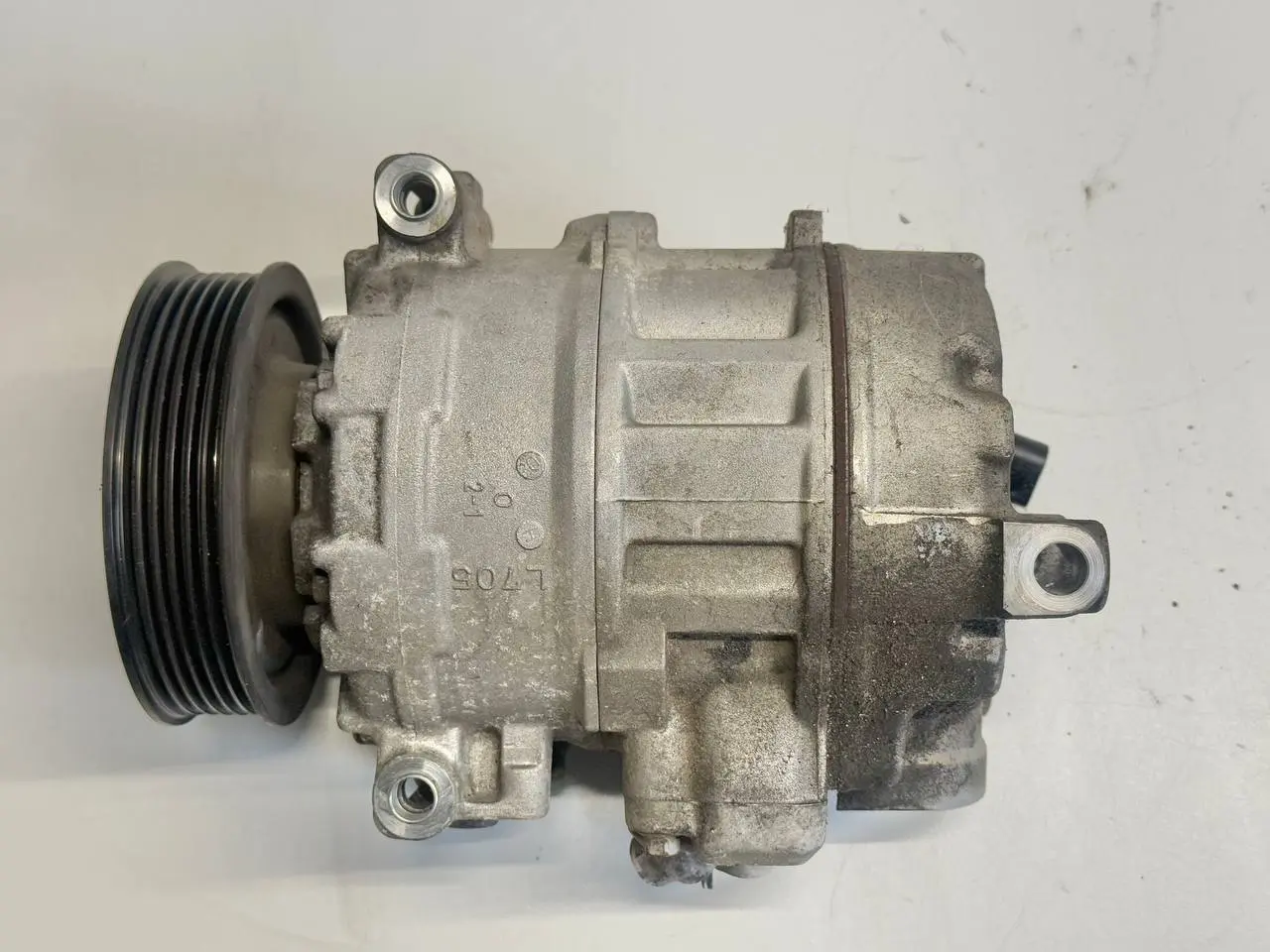 Klimakompressor Klimaanlagenkompressor Verdichter VW Golf5 1K1 1.4L 1K0820803P