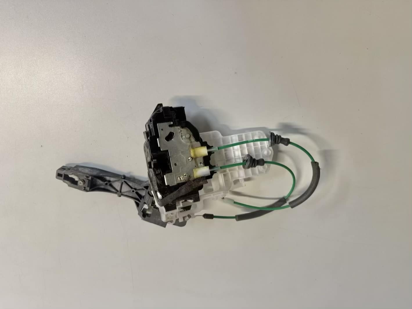 Türschloss Vorne Hyundai i30 2010 A045035
