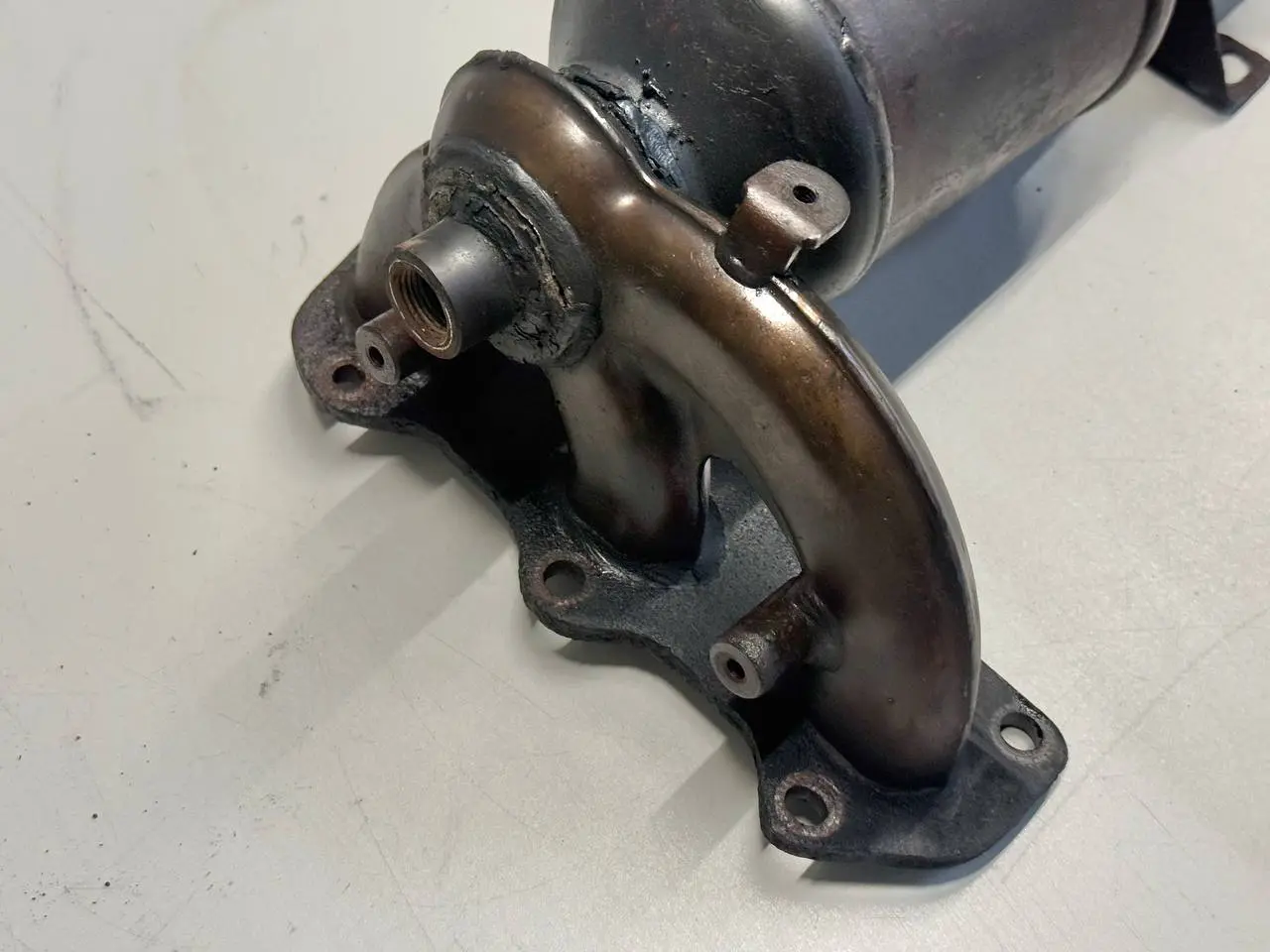 Auspuffkrümmer Katalysator Krümmer Kat VW Polo 9N1 1,2L 2002 03E253020, BM91535H