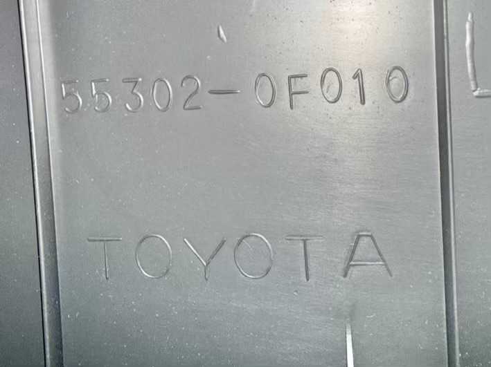 Armaturenbrett TOYOTA Verso 2008 553020F010